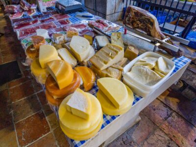 Montenegro reis ja loodusmatk - Kotor turg