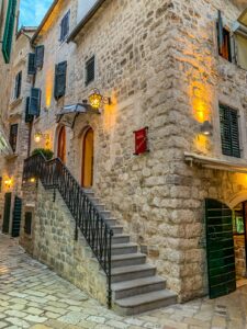 Montenegro reis ja loodusmatk - Kotor vanalinn