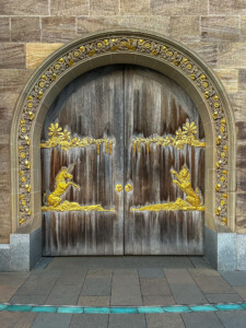 Kuldsed ükssarvikud lossi väraval - Šotimaa loodusmatk