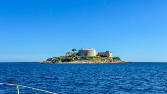 Montenegro reis ja loodusmatk - Blue Cave
