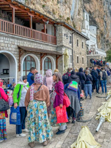 Montenegro reis ja loodusmatk - Ostrogi klooster