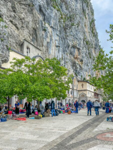 Montenegro reis ja loodusmatk - Ostrogi klooster