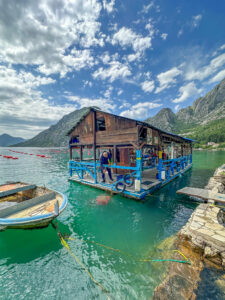 Montenegro reis ja loodusmatk - Kotori laht