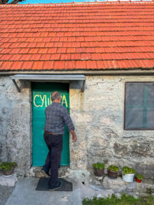 Montenegro reis ja loodusmatk - Njeguši küla