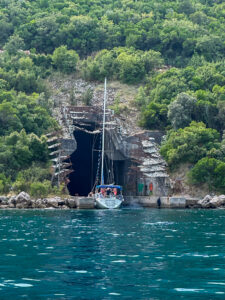 Allveelaevatunnel - Montenegro reis ja loodusmatk
