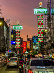 Kirde-Tai rännak, Bangkok