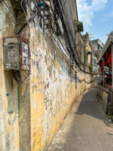 Kirde-Tai rännak, Bangkok