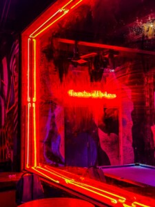 Unustamatu Kambodža reis ja rännak eesti keeles