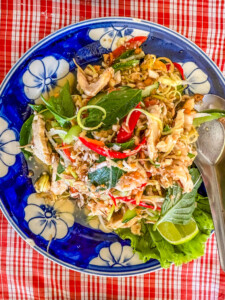 Unustamatu Kambodža reis ja rännak eesti keeles