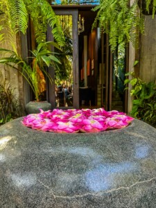 Unustamatu Kambodža reis ja rännak eesti keeles