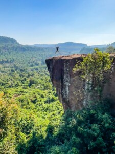 Unustamatu Kambodža reis ja rännak eesti keeles
