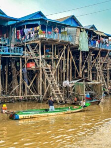 Unustamatu Kambodža reis ja rännak eesti keeles