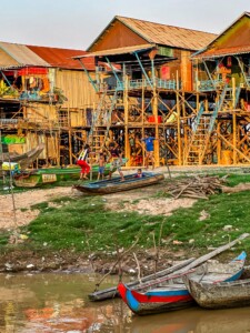 Unustamatu Kambodža reis ja rännak eesti keeles