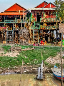 Unustamatu Kambodža reis ja rännak eesti keeles