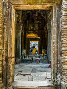 Unustamatu Kambodža reis ja rännak eesti keeles