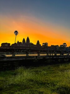 Unustamatu Kambodža reis ja rännak eesti keeles