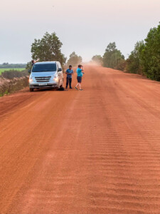 Unustamatu Kambodža reis ja rännak eesti keeles