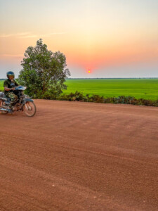 Unustamatu Kambodža reis ja rännak eesti keeles