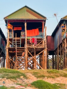 Unustamatu Kambodža reis ja rännak eesti keeles