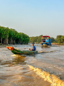Unustamatu Kambodža reis ja rännak eesti keeles