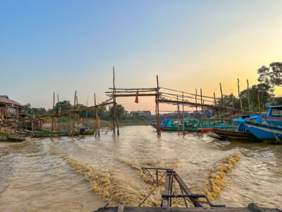 Unustamatu Kambodža reis ja rännak eesti keeles