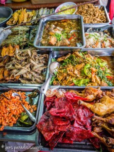 Unustamatu Kambodža reis ja rännak eesti keeles