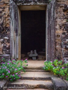 Unustamatu Kambodža reis ja rännak eesti keelesKambodža rännak