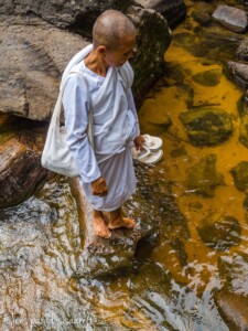 Unustamatu Kambodža reis ja rännak eesti keeles
