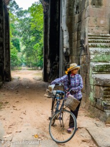 Unustamatu Kambodža reis ja rännak eesti keeles