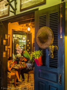 Unustamatu Kambodža reis ja rännak eesti keeles