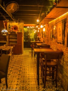 Unustamatu Kambodža reis ja rännak eesti keeles