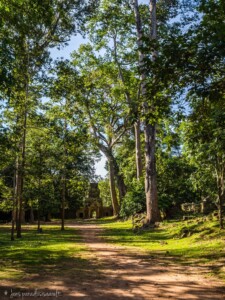 Unustamatu Kambodža reis ja rännak eesti keeles
