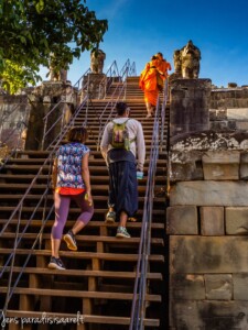 Unustamatu Kambodža reis ja rännak eesti keeles