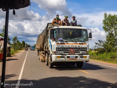Unustamatu Kambodža reis ja rännak eesti keeles