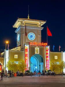 Vietnami reis ja rännak eesti keeles