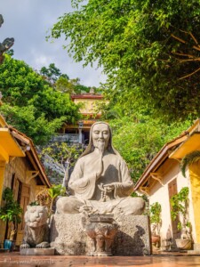 Vietnami reis ja rännak eesti keeles